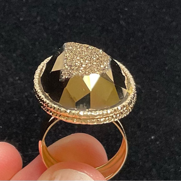 Milor Gold and Black Statement Ring - Picture 1 of 15